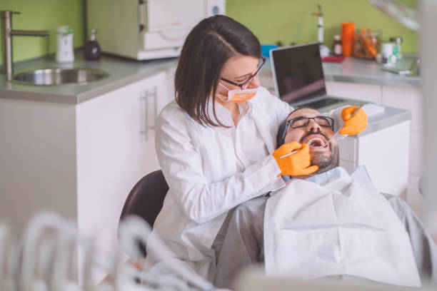 Best Emergency Tooth Extraction in Santa Anna, TX